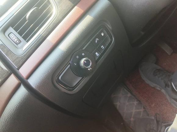 [上海·沪B] 二手广汽传祺传祺GS82017款 320T 两驱豪华智联版（七座）