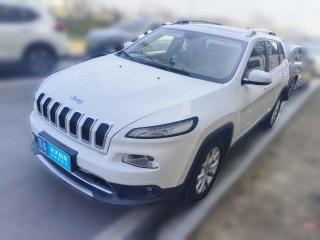 Jeep自由光2017款 2.0L 优越版