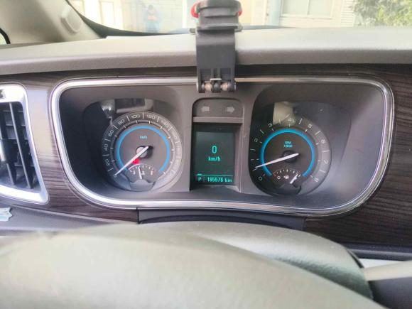 [上海·沪F] 二手别克别克GL82013款 3.0L XT豪华商务旗舰版