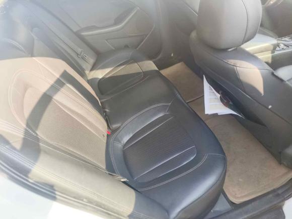 [苏州·苏E] 二手起亚起亚K52012款 2.0L 自动DLX