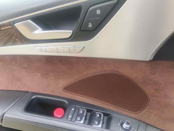 [深圳·粤B] 二手奥迪奥迪A82013款 A8L 55 TFSI quattro豪华型