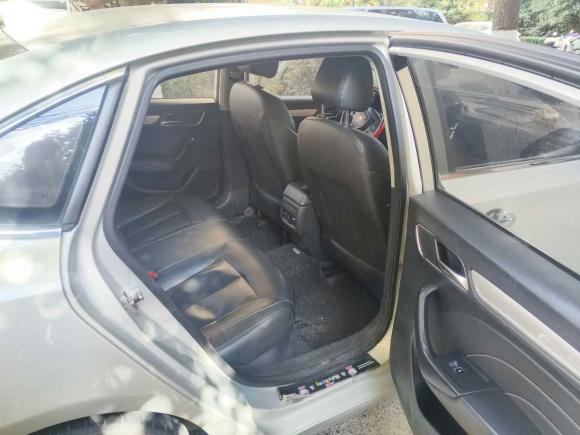 [上海·沪A] 二手荣威荣威i6新能源2019款 PLUS 50T 4G互联荣耀豪华版