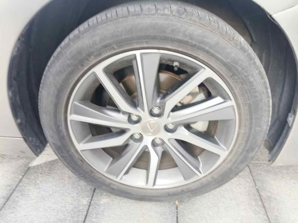 [济南·鲁A] 二手雷克萨斯雷克萨斯ES2015款 300h 舒适版