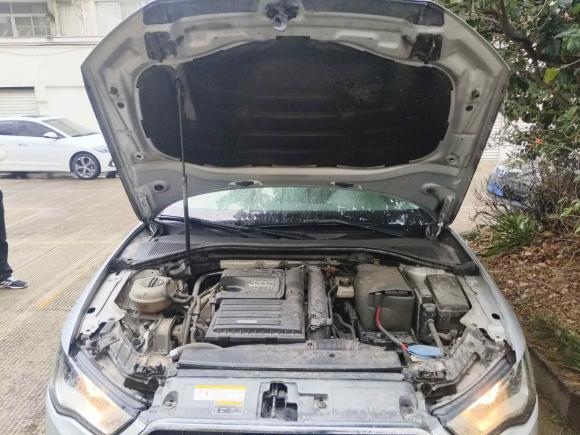 [台州·浙J] 二手奥迪奥迪A32014款 Sportback 35 TFSI 自动时尚型