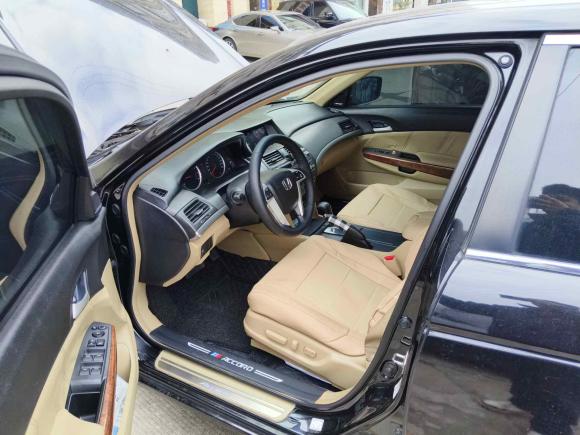 [佛山·粤E] 二手本田雅阁2012款 2.0L SE