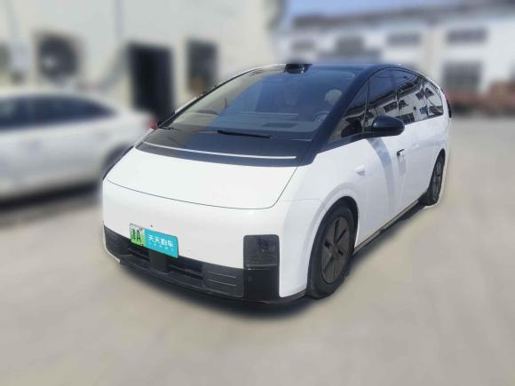 理想汽車?yán)硐隡EGA2024款 Ultra「上海二手車」「天天拍車」