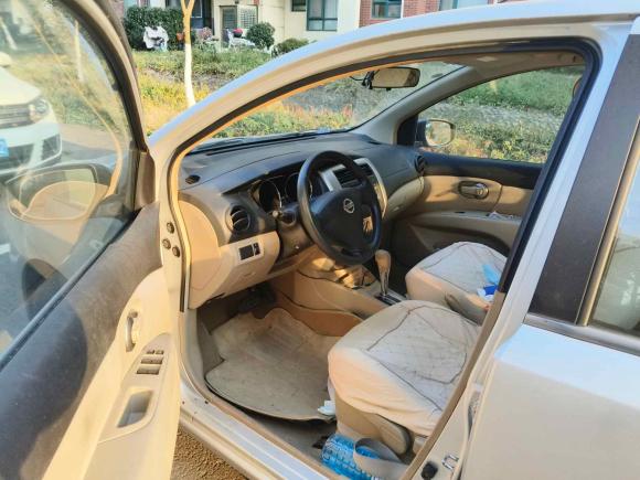 [青岛·鲁U] 二手日产骊威2013款 1.6XE CVT舒适版