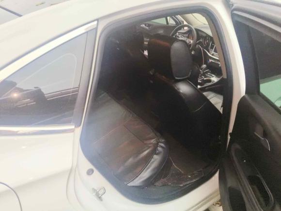 [西安·陕A] 二手别克威朗2017款 三厢 20T 双离合领先型