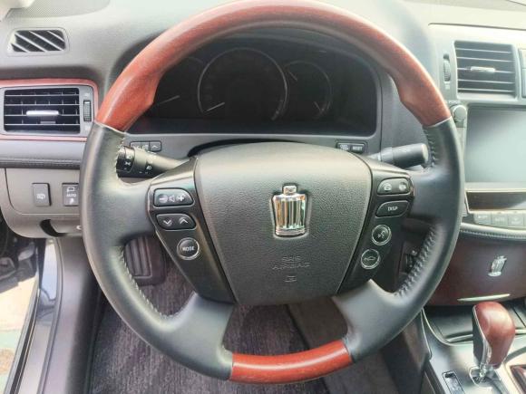 [武汉·鄂A] 二手丰田皇冠2010款 3.0L Royal Saloon VIP