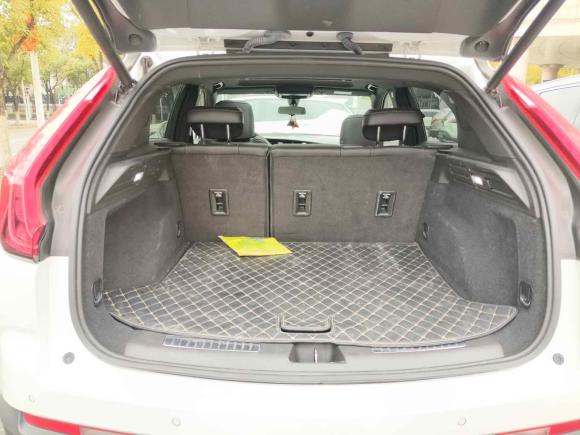 [上海·沪C] 二手凯迪拉克凯迪拉克XT42018款 28T 两驱领先型