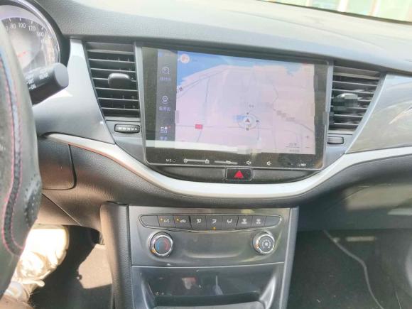 [南通·苏F] 二手别克威朗2016款 两厢 15S 自动进取型