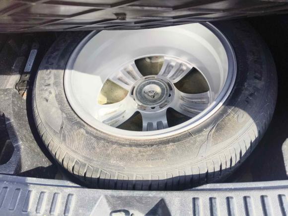 [上海·沪E] 二手奔腾奔腾X802015款 2.0L 自动豪华型