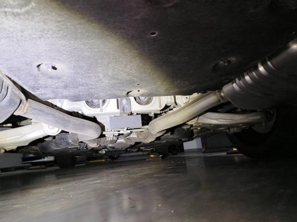 [南通·苏F] 二手红旗红旗H92020款 2.0T 智联旗畅版