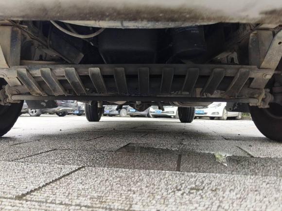 [杭州·浙A] 二手依维柯依维柯褒迪2017款 2.5T经典A32客车中顶6-7座47Z5