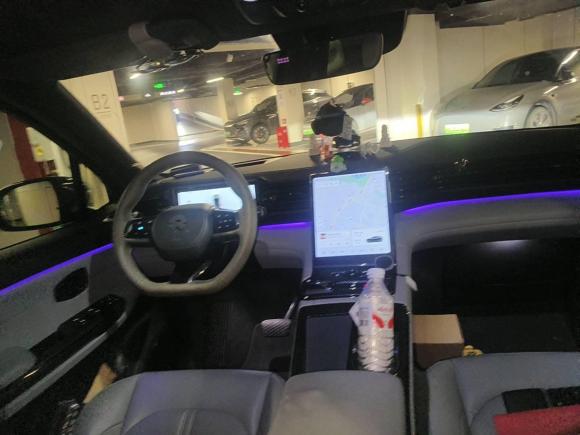 [深圳·粤B] 二手蔚来蔚来ES62020款 610KM 性能版