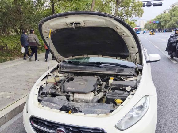 [杭州·浙A] 二手菲亚特菲翔2015款 1.4T 自动悦享版