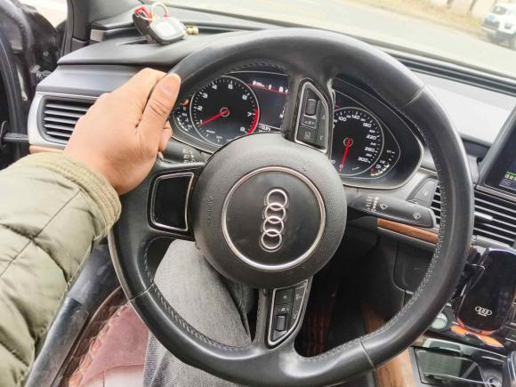 [南通·苏F] 二手奥迪奥迪A6L2018款 30周年年型 35 TFSI 运动型