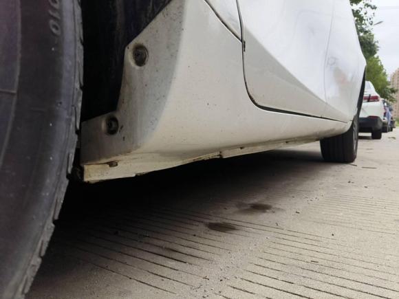 [上海·皖M] 二手吉利汽车帝豪2017款 三厢百万款 1.5L 手动向上互联版