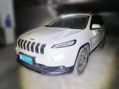 [芜湖·皖B] Jeep自由光2014款 2.4L 豪华版