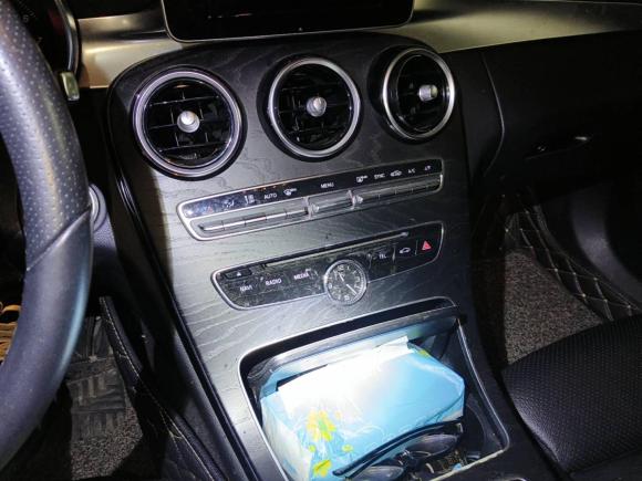 [青岛·鲁B] 二手奔驰奔驰C级2017款 改款 C 200 L 运动版