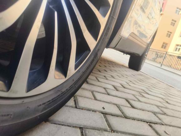 [青岛·鲁U] 二手中华中华V62018款 1.5T 自动尊贵型