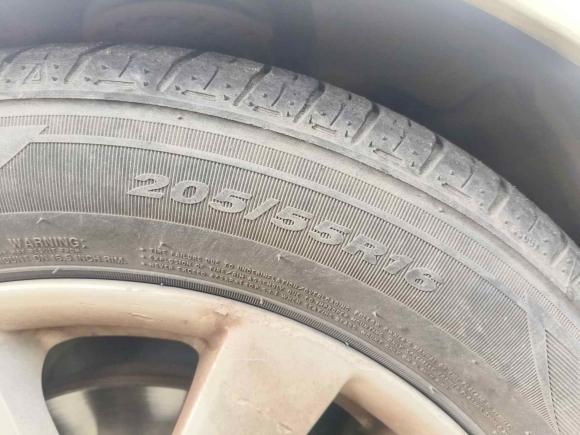 [武汉·鄂A] 二手起亚起亚K32013款 1.6L 自动GLS