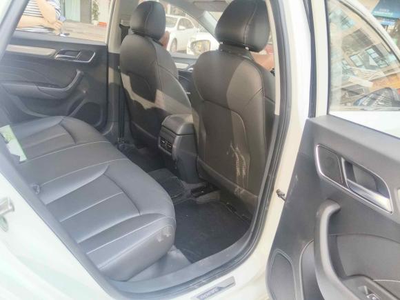 [深圳·粤B] 二手荣威荣威i6新能源2017款 45T 混动互联智享版