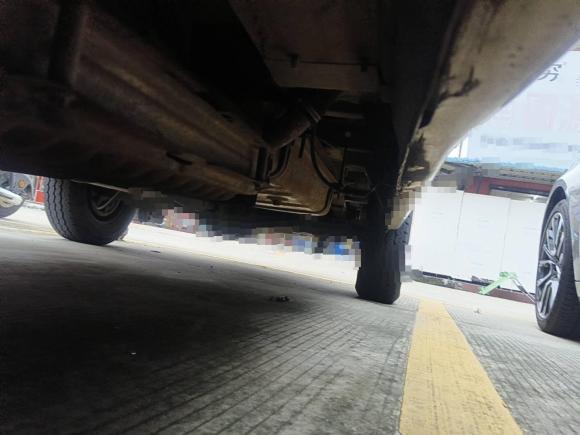 [佛山·粤A] 二手福特经典全顺2013款 2.8T柴油厢式运输车短轴中顶JX493ZLQ4