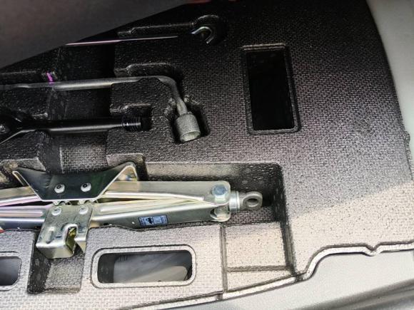 [合肥·鄂W] 二手丰田凯美瑞2023款 双擎 2.5HS 锋尚版