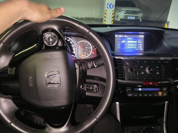 [金华·浙G] 二手本田雅阁2016款 2.0L 精英版