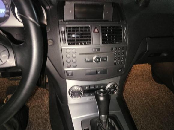 [西安·陕A] 二手奔驰奔驰C级2010款 C 200 CGI旅行版