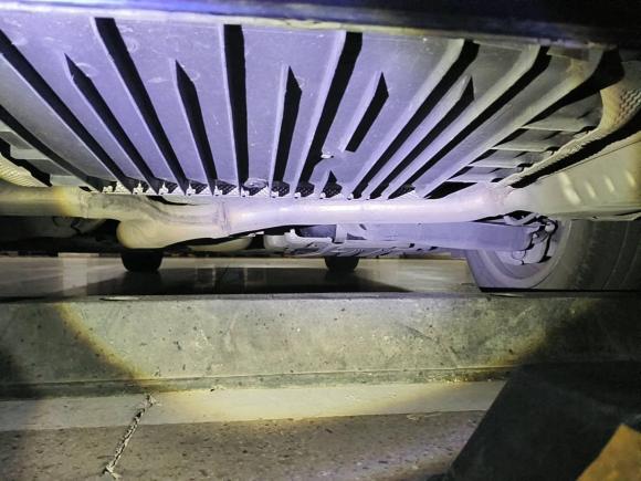 [深圳·粤B] 二手奔驰奔驰C级2018款 C 200 L 运动版