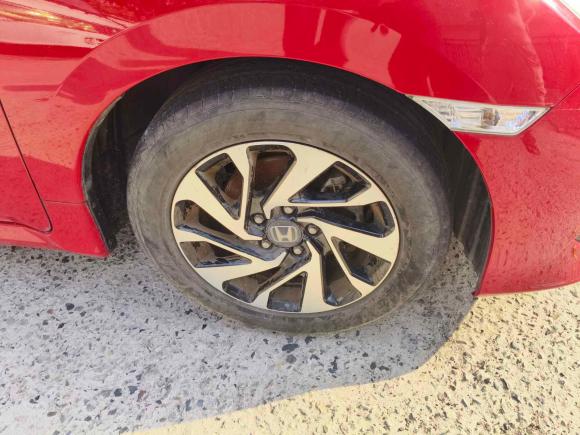 [上海·沪C] 二手本田思域2016款 220TURBO 手动豪华版