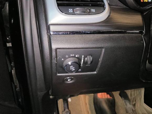 [广州·粤R] 二手Jeep大切诺基2020款 3.0L 精英导航版