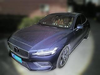 沃尔沃沃尔沃S602023款 B4 智逸豪华版