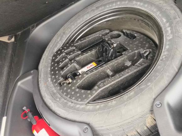 [济南·鲁P] 二手Jeep大切诺基2015款 3.6L 豪华导航版