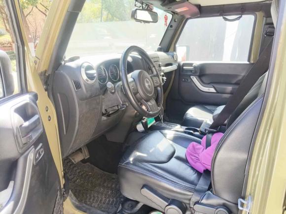 [上海·闽J] 二手Jeep牧马人2013款 3.6L Sahara 四门版