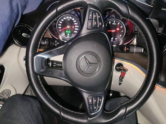 [上海·沪A] 二手奔驰奔驰V级2020款 V 260 L 长轴距豪华版