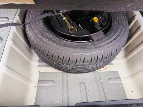 [武汉·鄂A] 二手标致标致3082013款 1.6L 自动风尚型