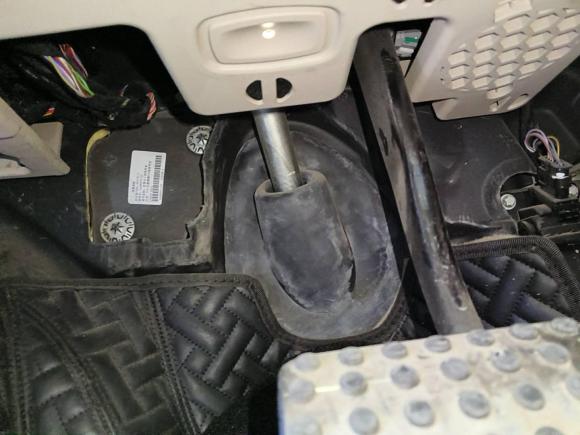 [济南·鲁A] 二手奔驰奔驰V级2022款 V 260 L 长轴距豪华版