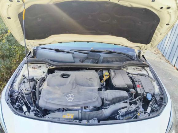 [无锡·苏B] 二手奔驰奔驰CLA2018款 CLA 200 时尚型