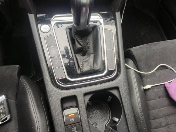 [广州·粤A] 二手大众迈腾2017款 330TSI DSG 豪华型