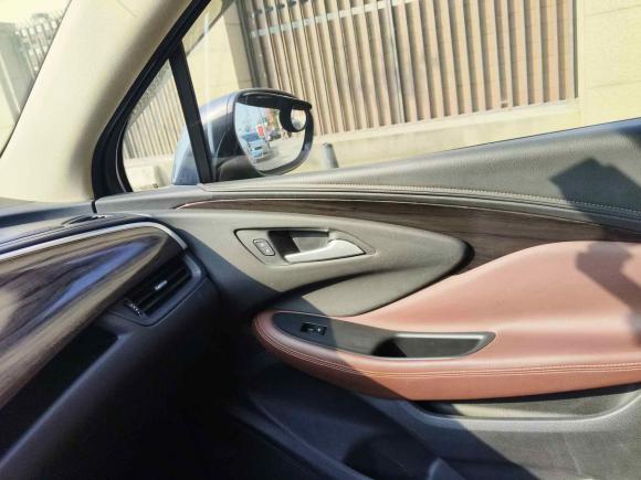 [成都·川A] 二手别克昂科威Plus2016款 28T 四驱精英型