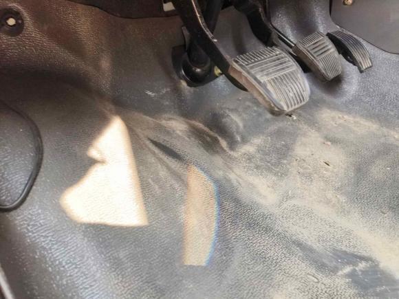 [青岛·鲁B] 二手金龙凯锐浩克2018款 2.2L 厢货系列V22