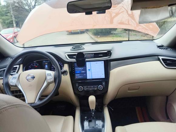 [上海·沪C] 二手日产奇骏2014款 2.0L CVT智领版 2WD