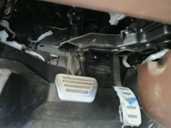 [青岛·鲁B] 二手奇瑞艾瑞泽82023款 高能版 2.0T DCT劲