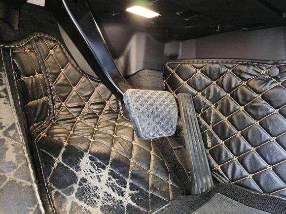 [杭州·浙A] 二手宝马宝马i32022款 eDrive 35 L