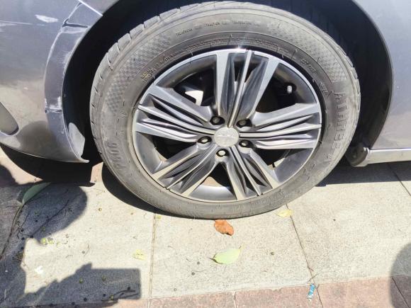 [南昌·赣A] 二手标致标致3082016款 1.6L 自动豪华版