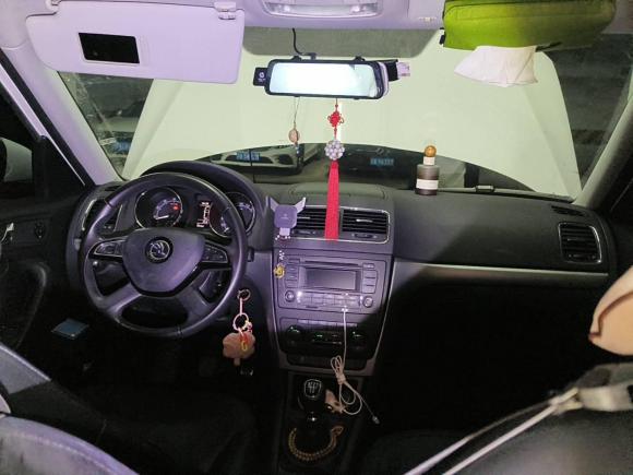 [成都·川A] 二手斯柯达Yeti2014款 1.4TSI 手动极地版