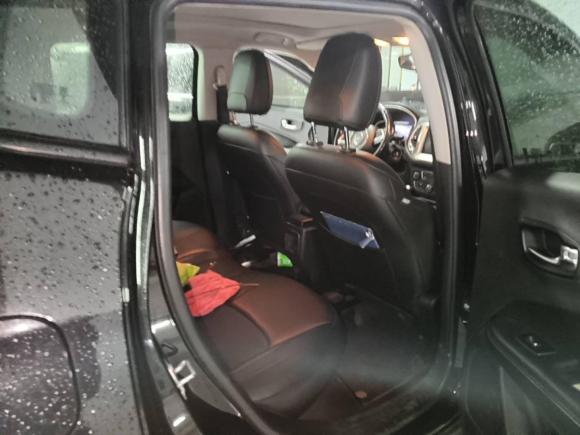 [义乌·皖S] 二手Jeep指南者2017款 200T 自动家享版